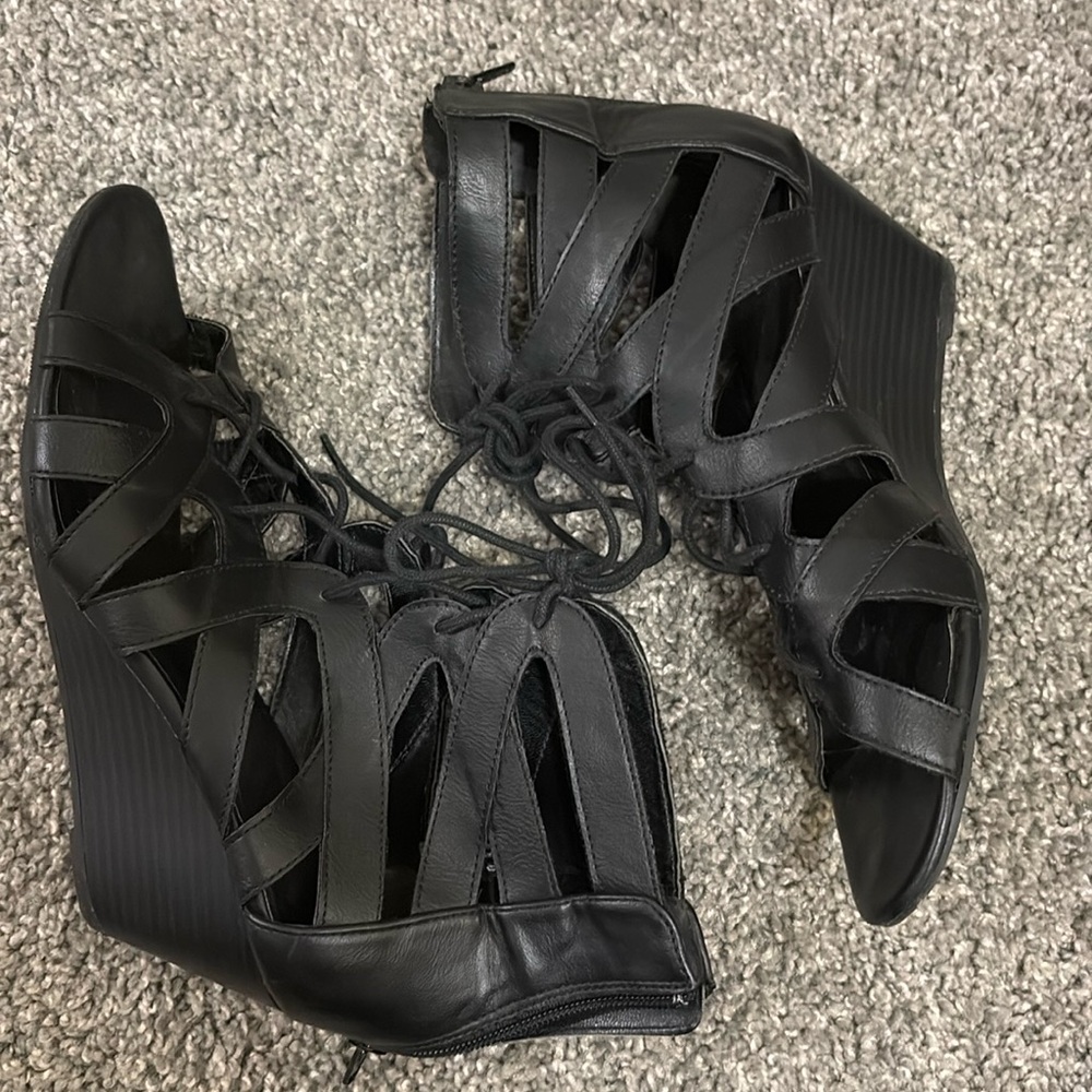 Black heeled sandals